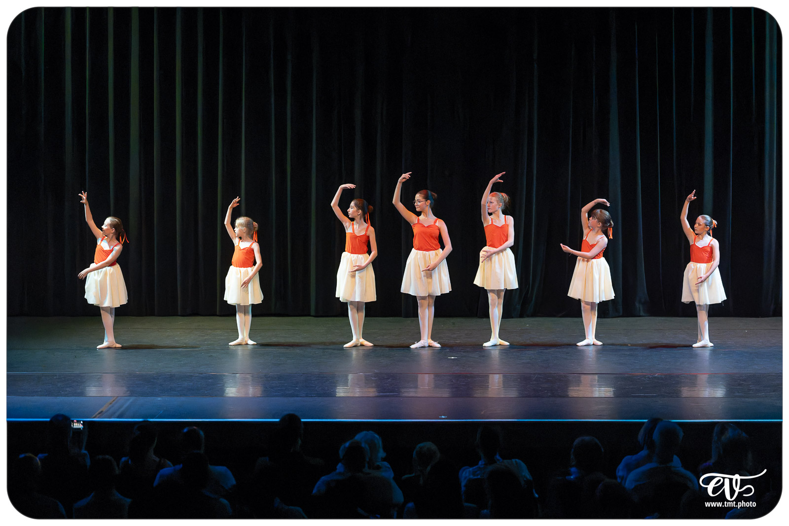 ECOLE DE DANSE CÉCILE ADAMOW